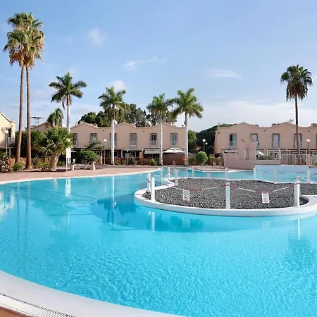 Oasis Pool View Appartement